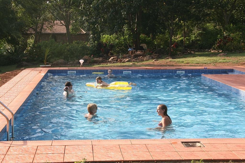 Lakeside Dindigul Hotel ภายนอก รูปภาพ