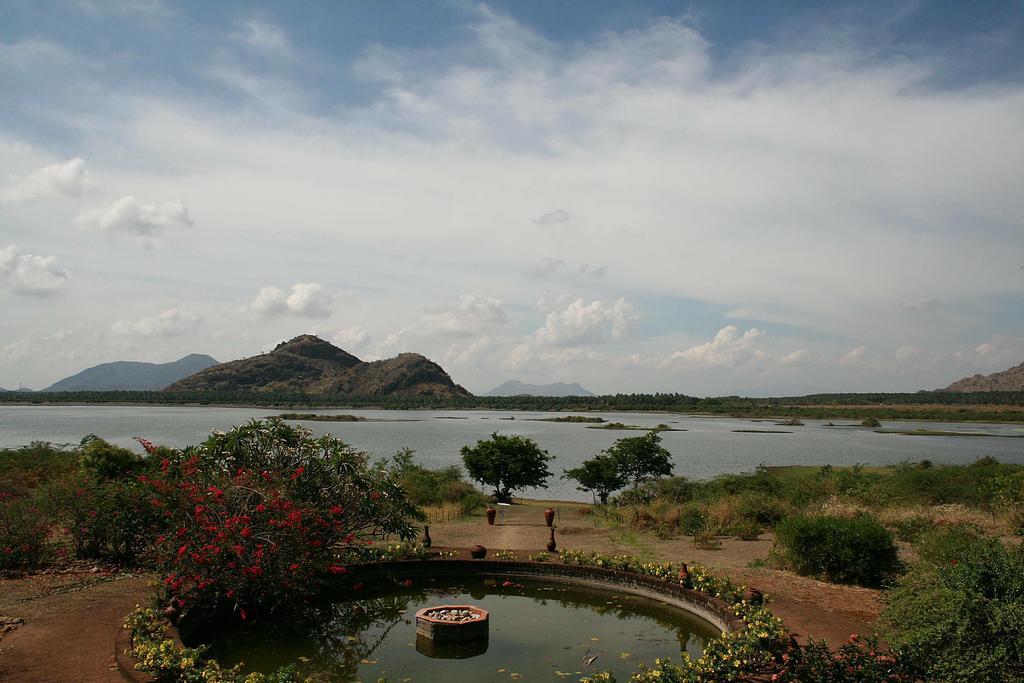 Lakeside Dindigul Hotel ภายนอก รูปภาพ